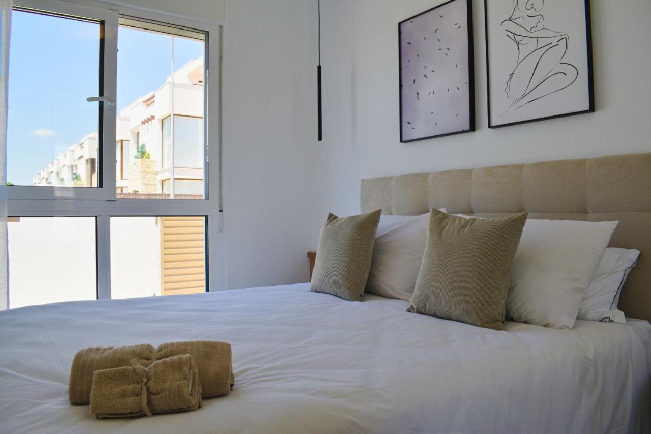 New Build Apartment On Beautiful Modern Complex Rojales Extérieur photo