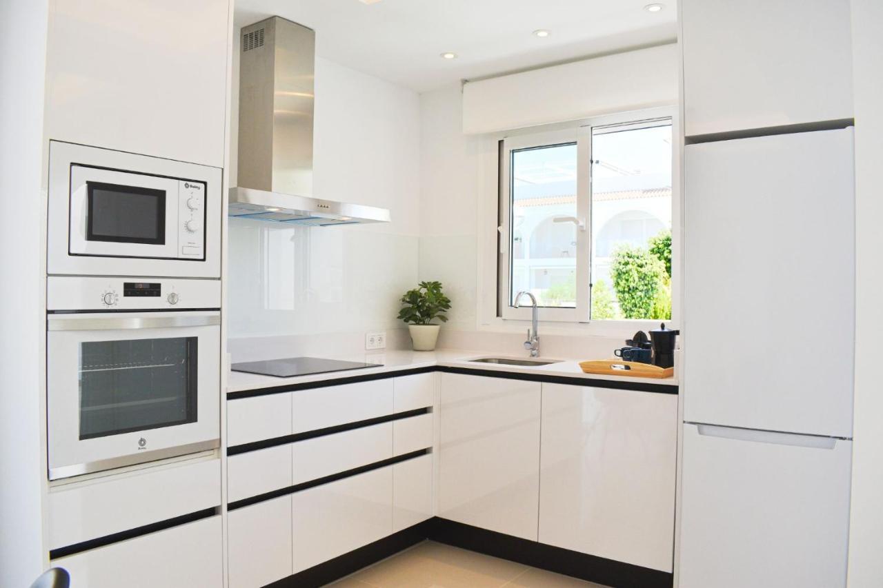 New Build Apartment On Beautiful Modern Complex Rojales Extérieur photo
