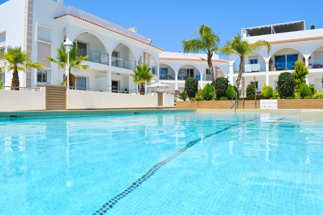 New Build Apartment On Beautiful Modern Complex Rojales Extérieur photo