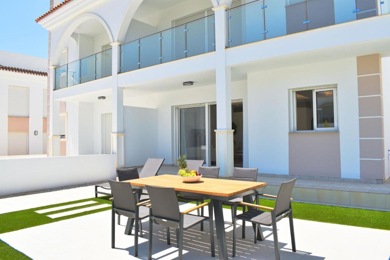 New Build Apartment On Beautiful Modern Complex Rojales Extérieur photo