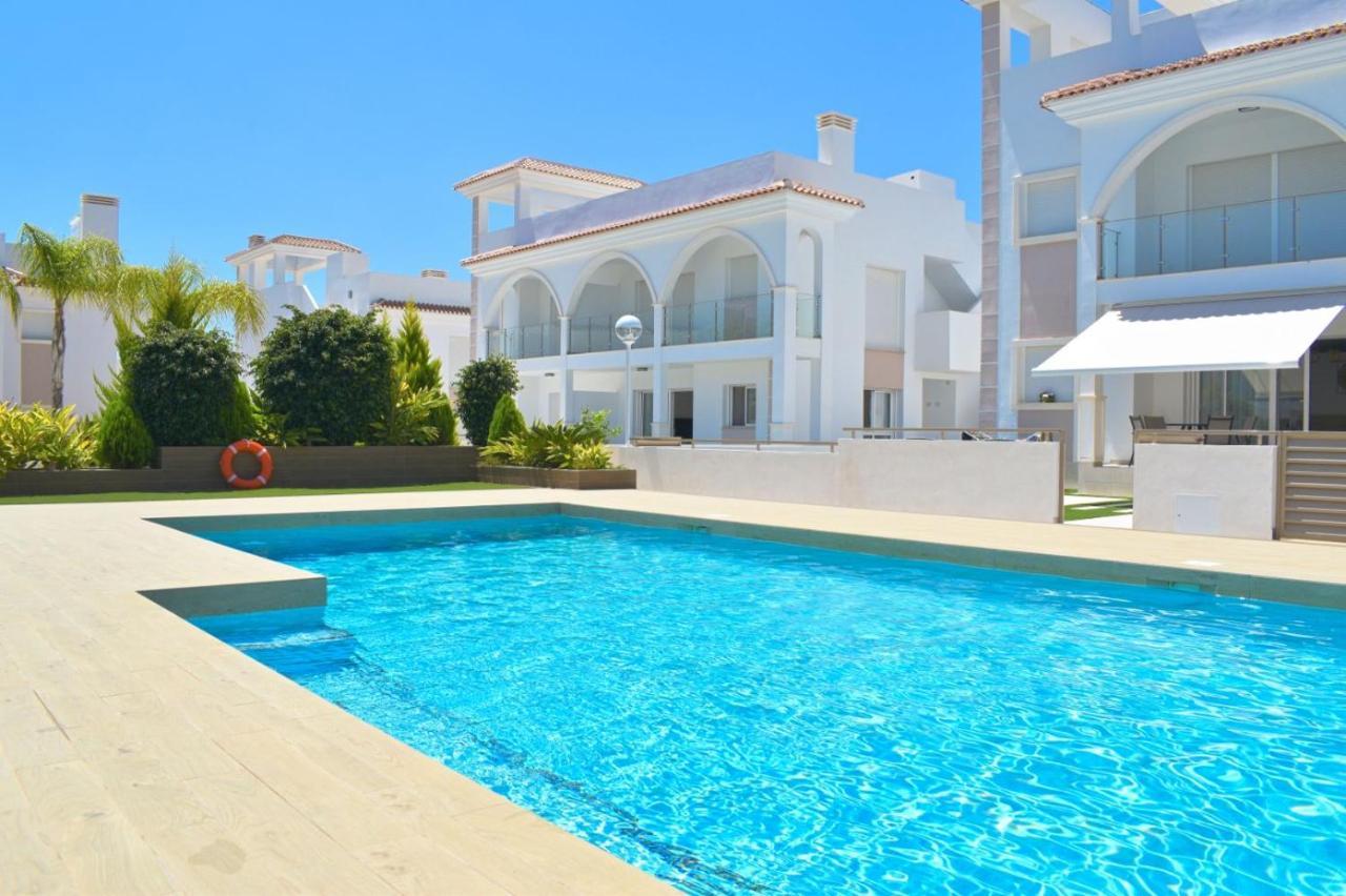 New Build Apartment On Beautiful Modern Complex Rojales Extérieur photo