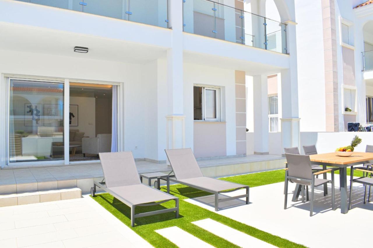 New Build Apartment On Beautiful Modern Complex Rojales Extérieur photo